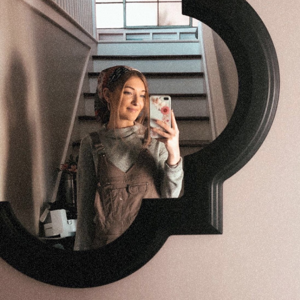 Meet your Posher, Riley